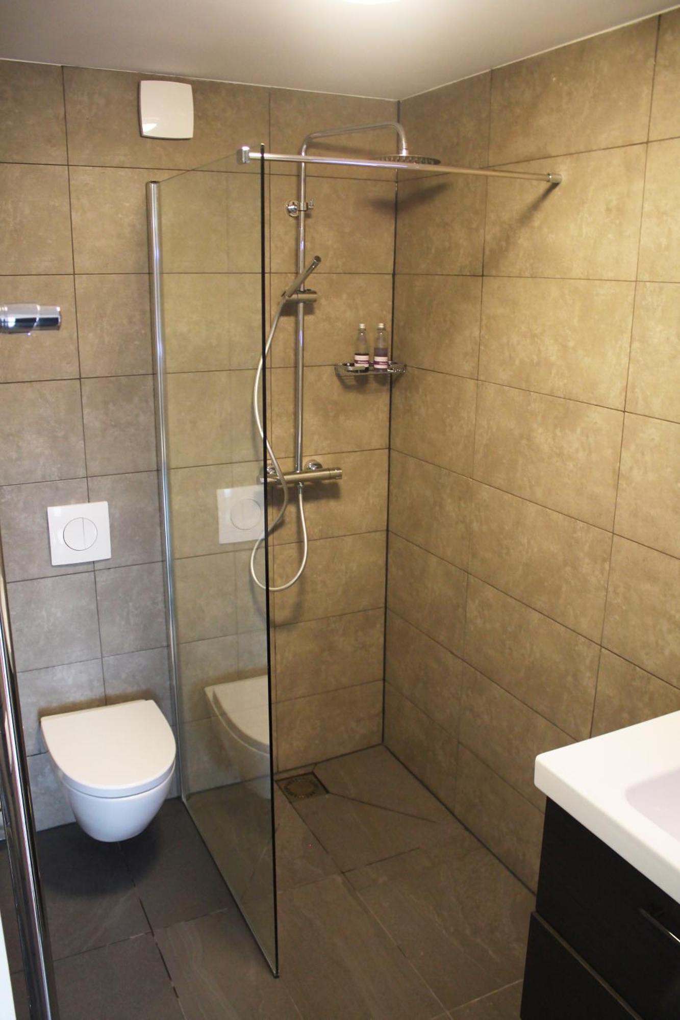 דן הורן Hotel-Restaurant Loodsmans Welvaren Bv מראה חיצוני תמונה