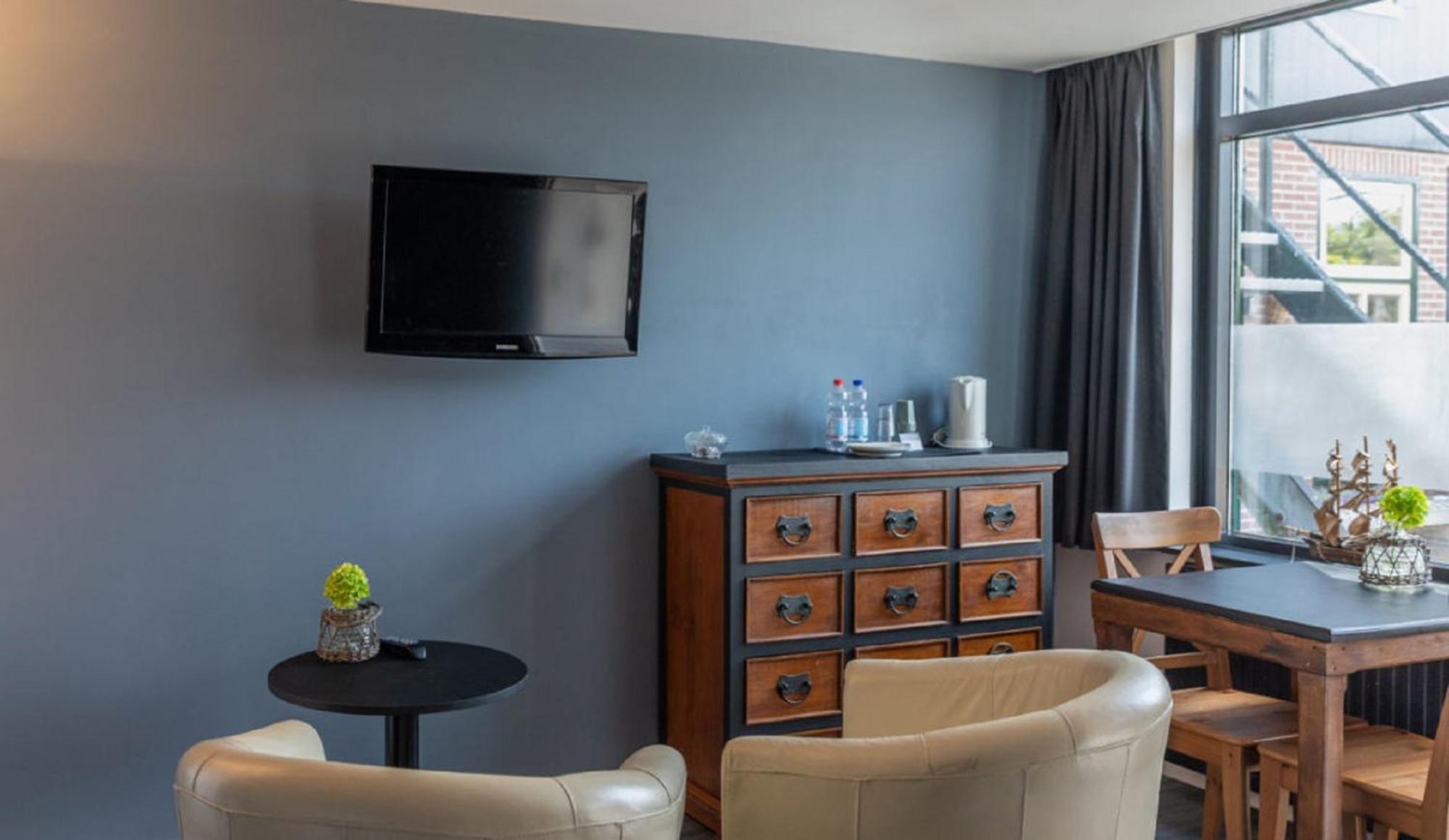 דן הורן Hotel-Restaurant Loodsmans Welvaren Bv מראה חיצוני תמונה